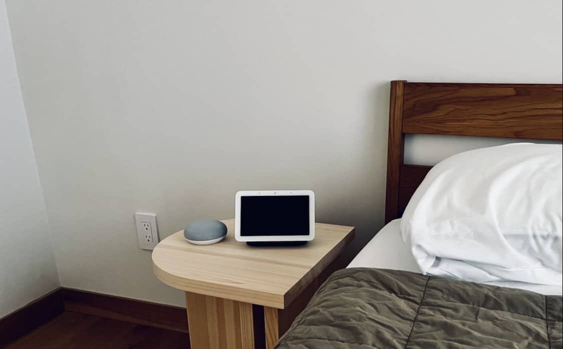 Google Smart Home Hub with Smart Speaker